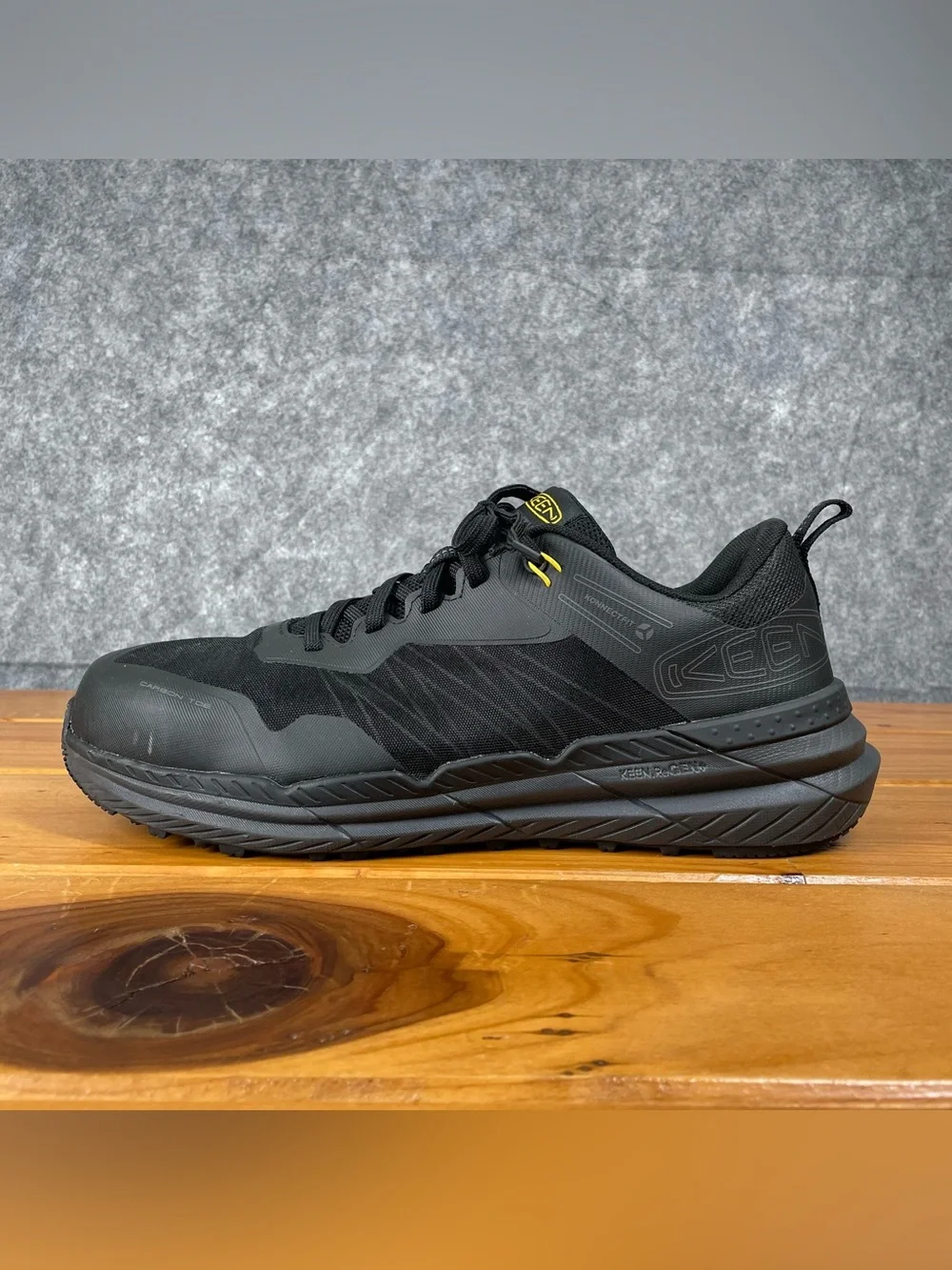 KEEN Utility Speedworks Carbon Toe Mens 11D Black Work Shoes Sneakers EH SR